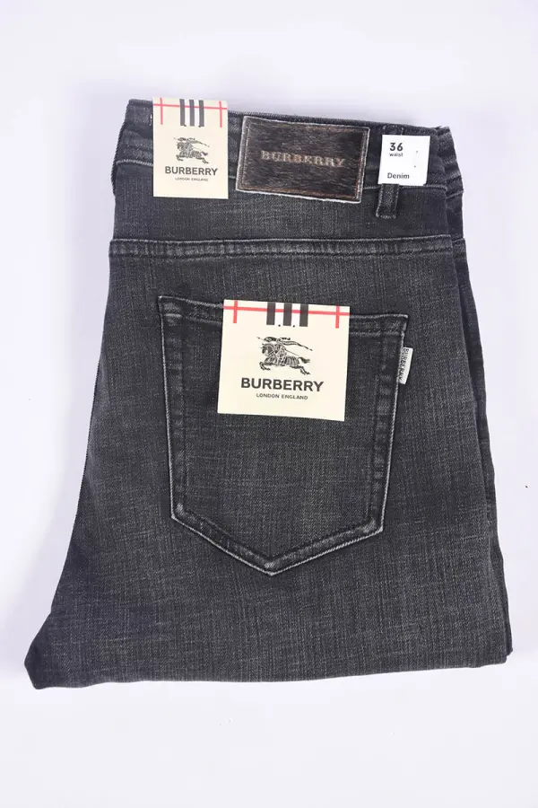 Jean Burberry Coupe Normal Ref-BU012X9 ( Gris Noir )